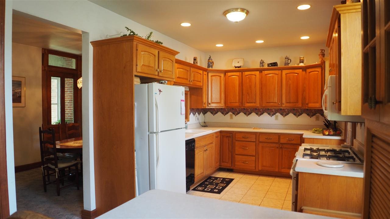 4032 Goeglein Rd, Fort Wayne, IN 46815 photo 13