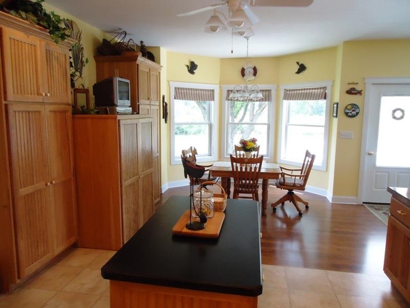2138 Bluewater Dr, Warsaw, IN 46580 photo 13