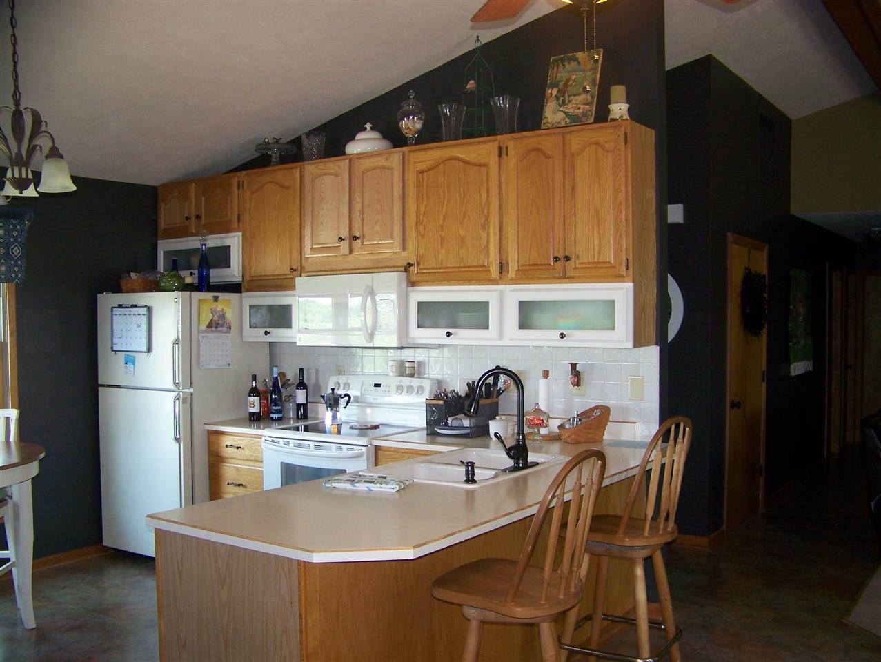 10908 E 1100 S, Upland, IN 46989 photo 4