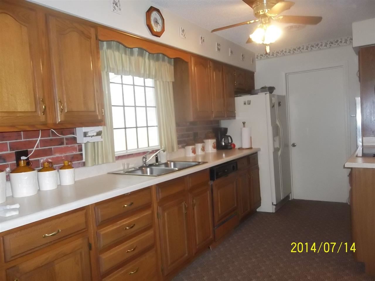 107 N Main St, Griffin, IN 47616 photo 17