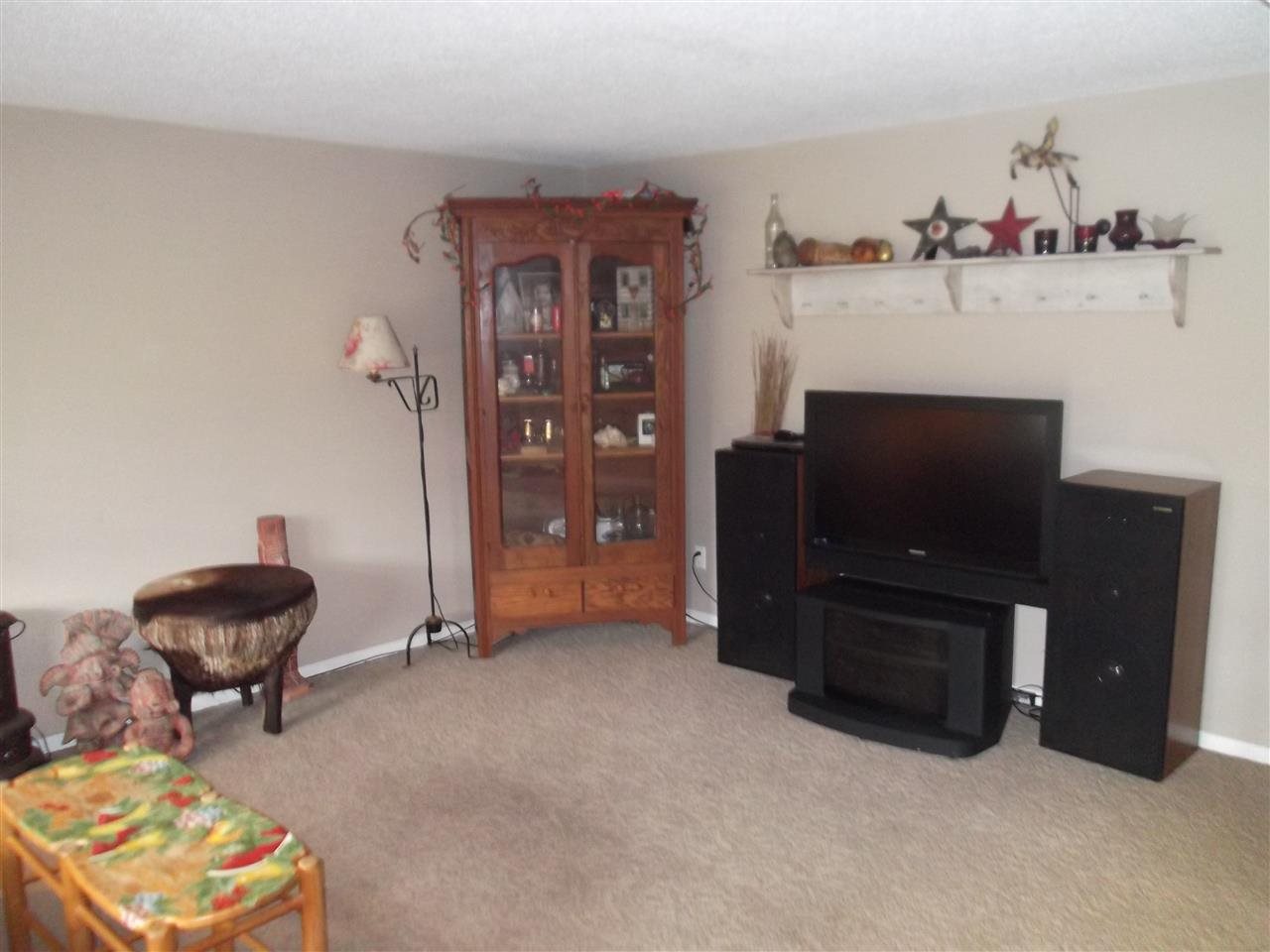 5312 Hewitt Ln, Fort Wayne, IN 46815 photo 3