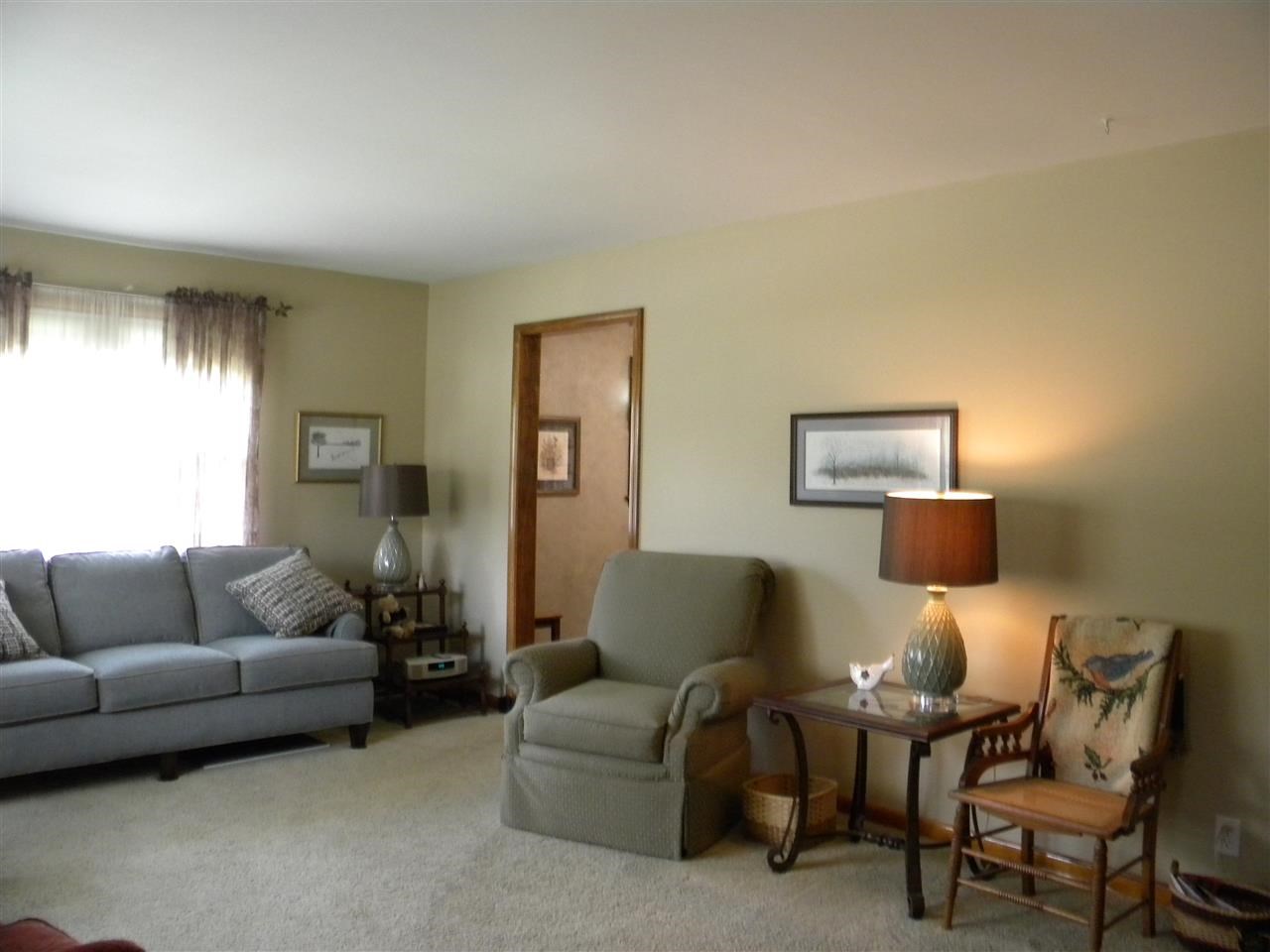5419 Memory Ln, Evansville, IN 47711 photo 2