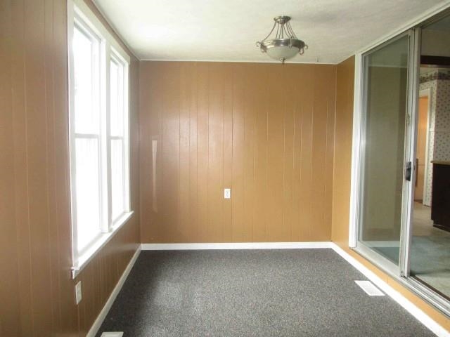 451 N Clay St, Frankfort, IN 46041 photo 2