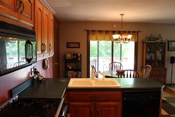 2348 W Wildwood Trl, Warsaw, IN 46580 photo 5
