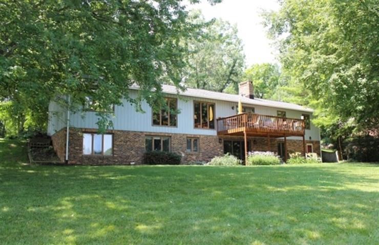2348 W Wildwood Trl, Warsaw, IN 46580 photo 1
