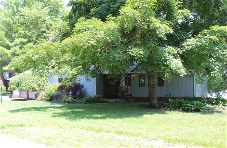 2348 W Wildwood Trl, Warsaw, IN 46580 photo 17