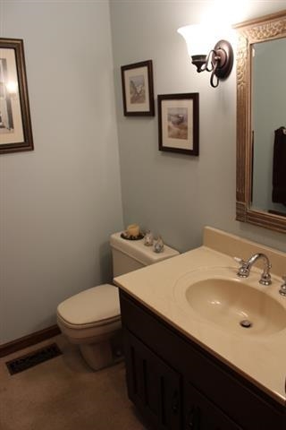 2348 W Wildwood Trl, Warsaw, IN 46580 photo 13