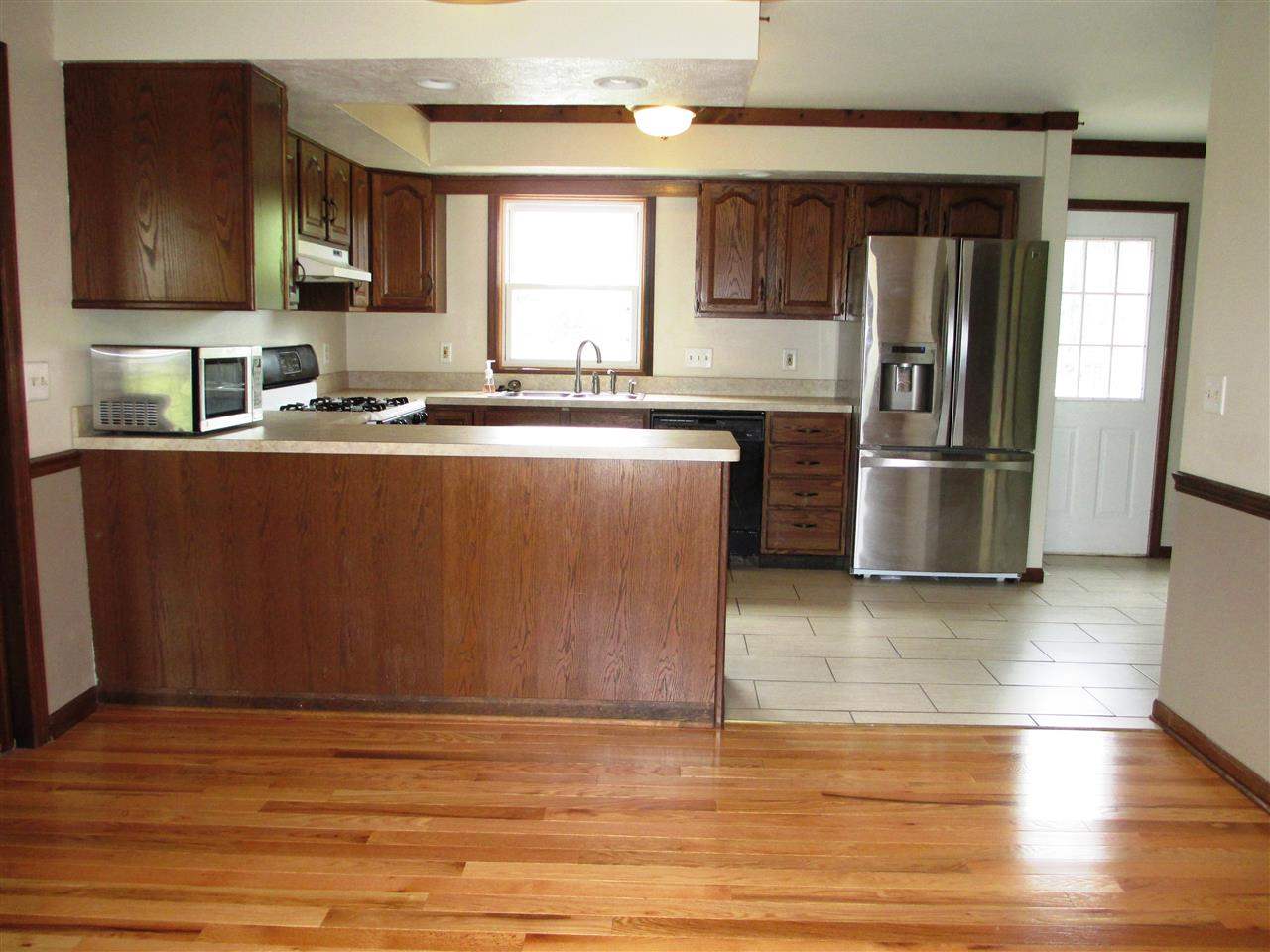52125 Arrowhead, Granger, IN 46530 photo 2