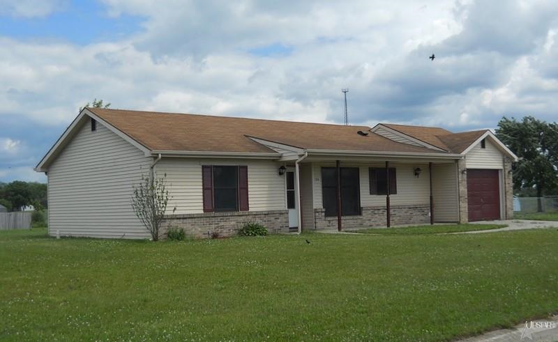 126 Wheat Ridge Ct, Decatur, IN 46733 photo 2