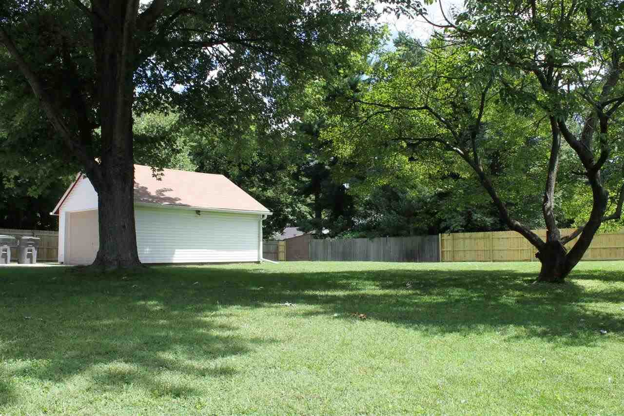 848 S Hoosier Ave, Evansville, IN 47715 photo 25