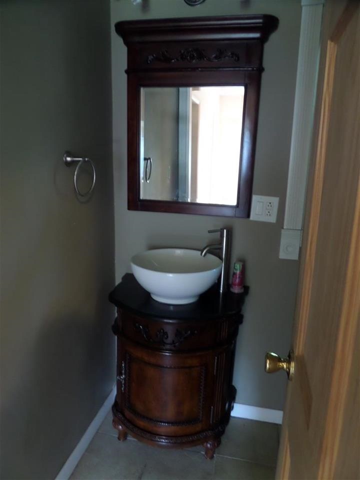 109 W Adams St, Swayzee, IN 46986 photo 10
