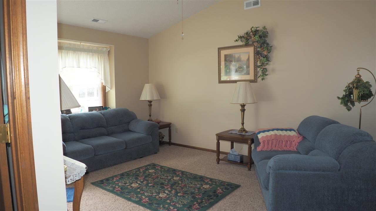 925 Arbordale Pl, Fort Wayne, IN 46825 photo 6