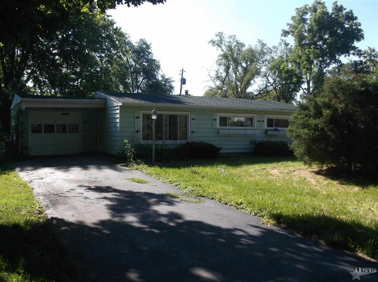5811 Rosalia Dr, Fort Wayne, IN 46809 photo 1