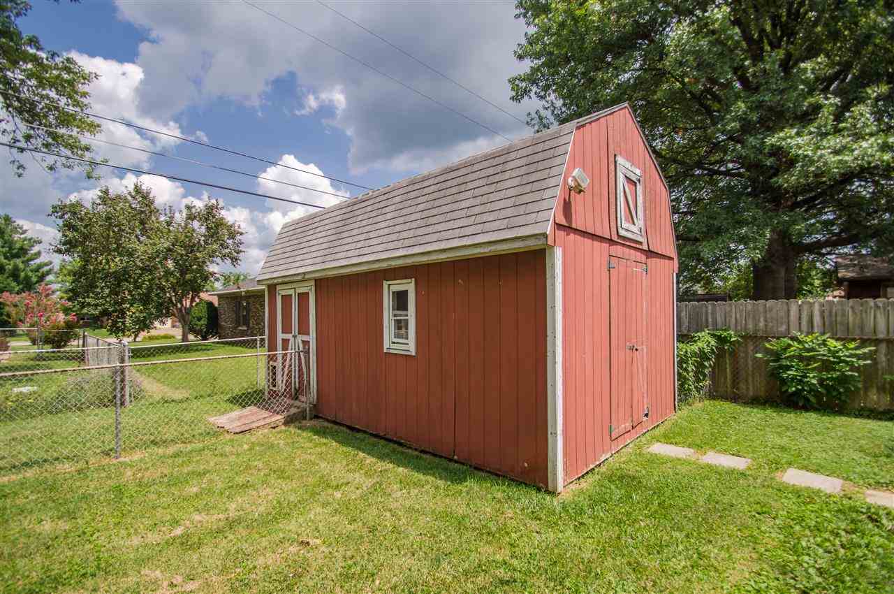 305 Lawrence Dr, Mount Vernon, IN 47620 photo 28