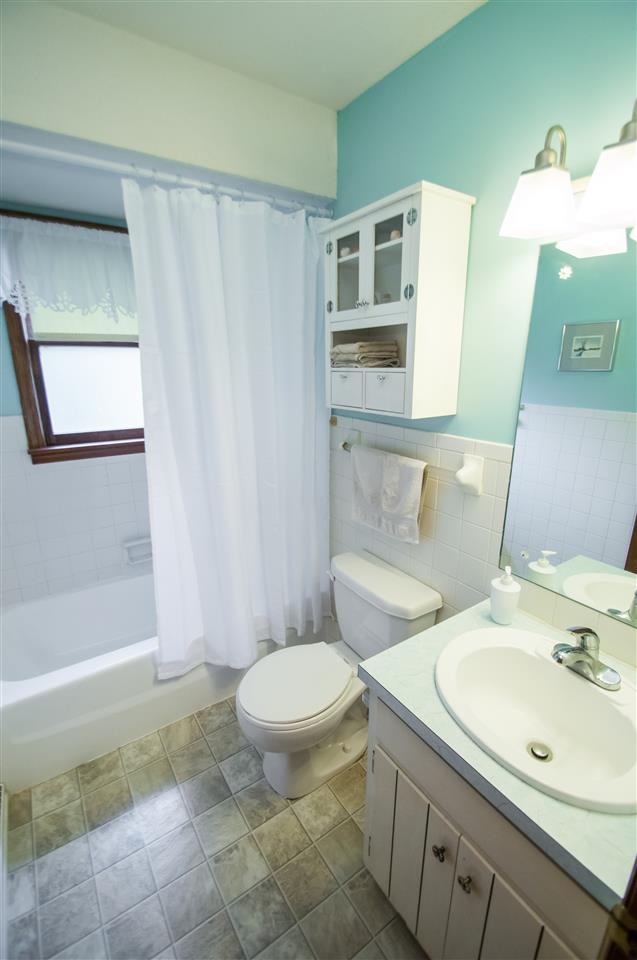 305 Lawrence Dr, Mount Vernon, IN 47620 photo 17