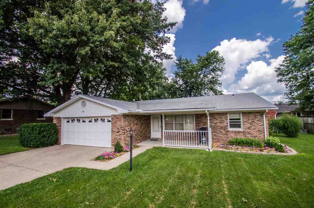 305 Lawrence Dr, Mount Vernon, IN 47620 photo 1