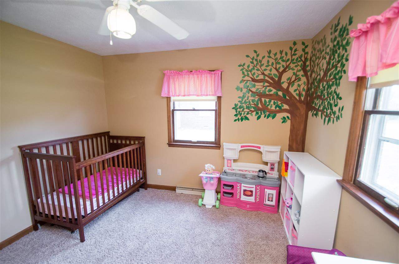 305 Lawrence Dr, Mount Vernon, IN 47620 photo 15
