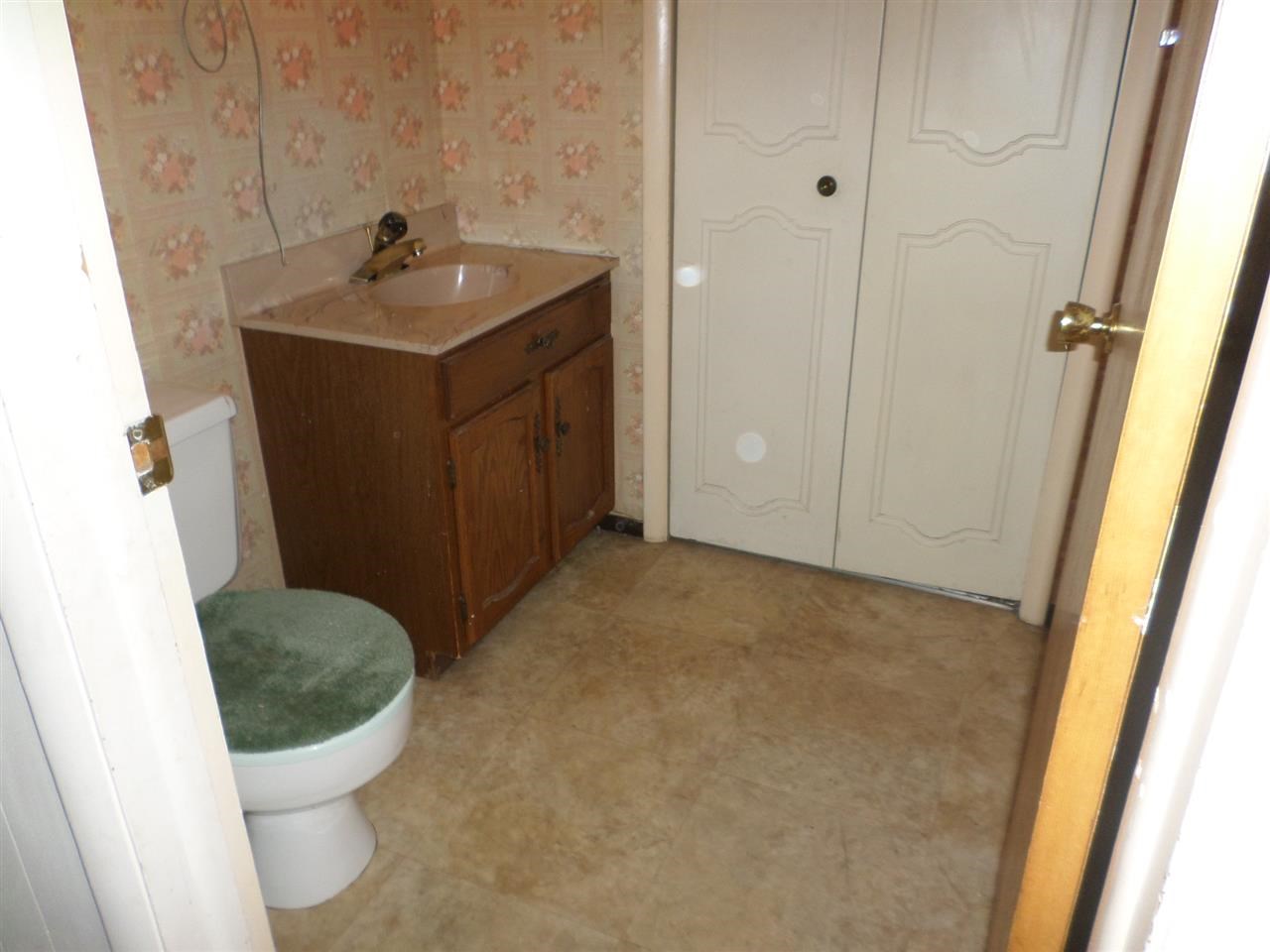 1523 Springbrook Dr, Elkhart, IN 46514 photo 16