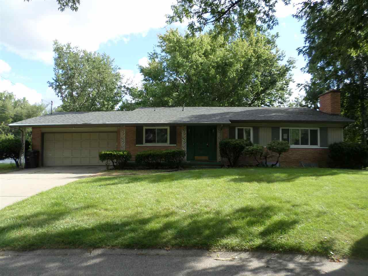 1523 Springbrook Dr, Elkhart, IN 46514 photo 1