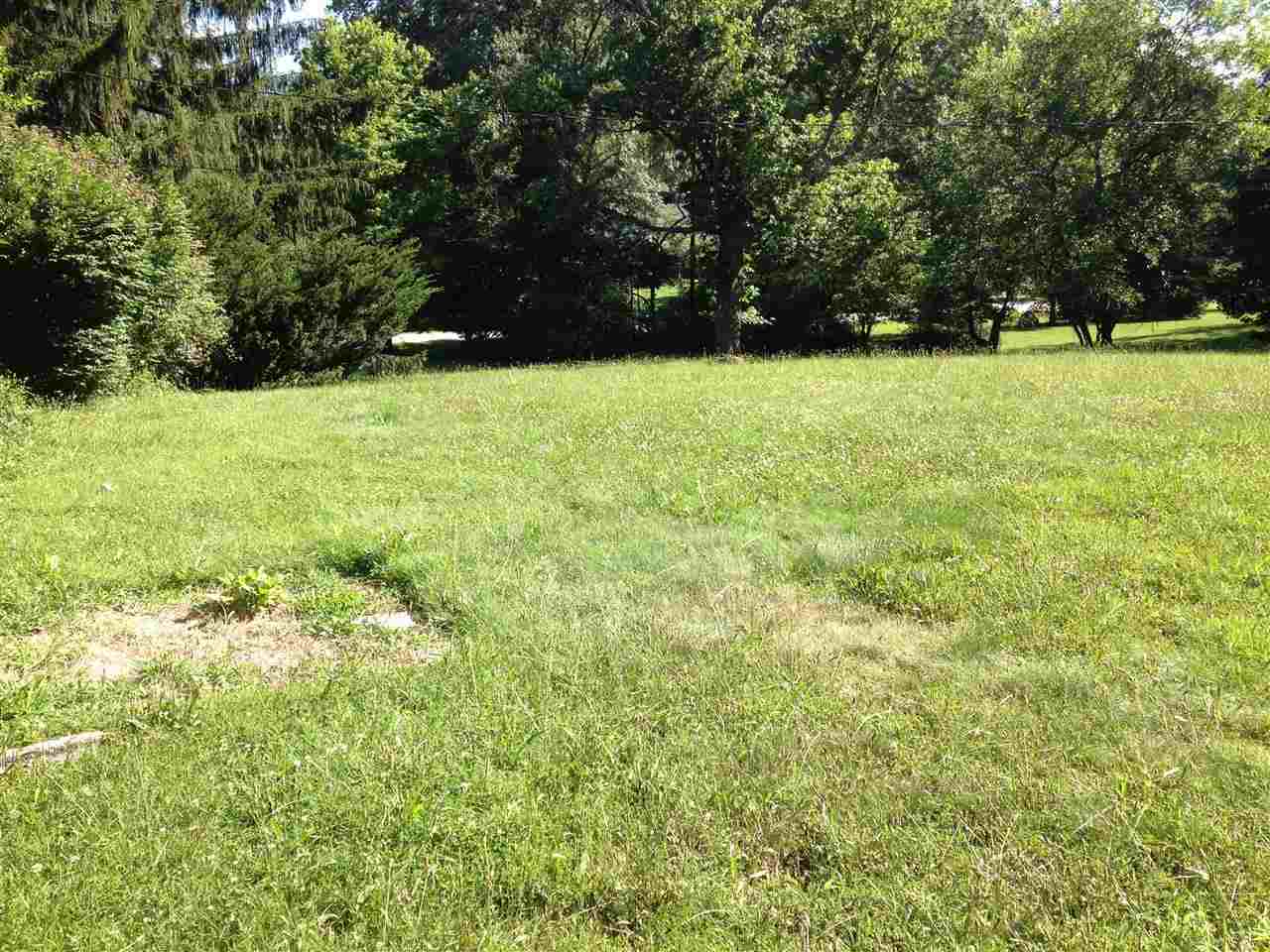 605 S Meadowbrook Dr, Bloomington, IN 47401 photo 3