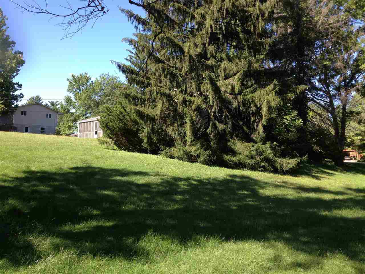 605 S Meadowbrook Dr, Bloomington, IN 47401 photo 2