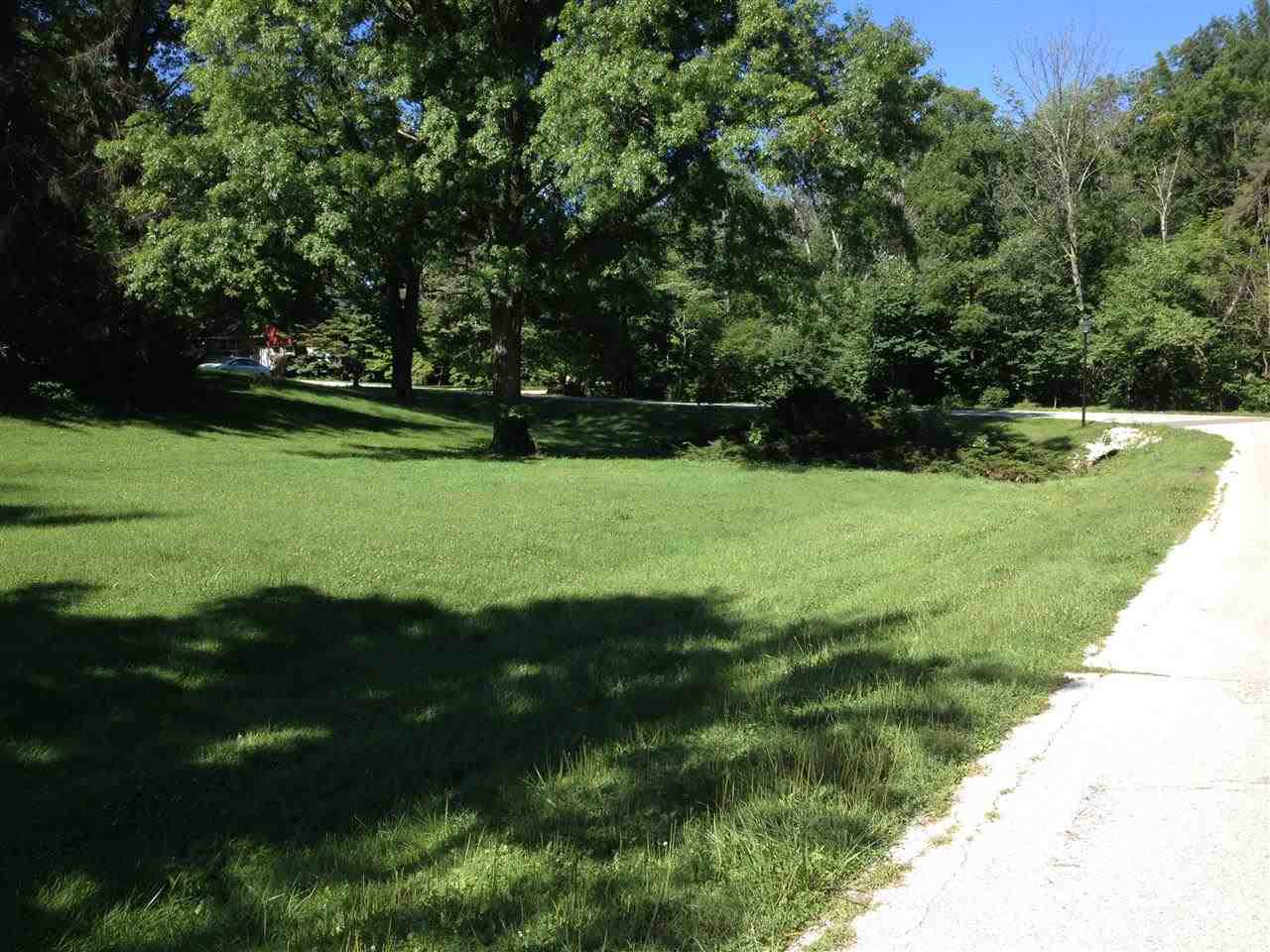 605 S Meadowbrook Dr, Bloomington, IN 47401 photo 5