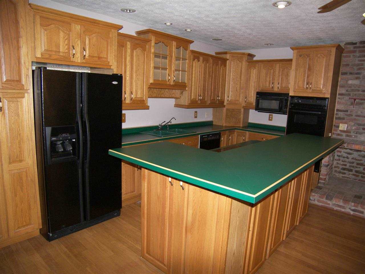 8649 W Division Rd, Tipton, IN 46072 photo 6