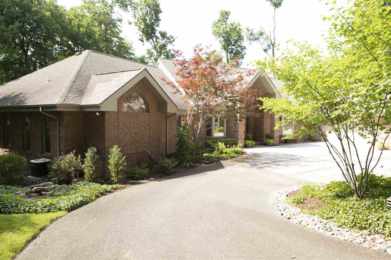 2034 Turnberry Ln, Fort Wayne, IN 46814 photo 3