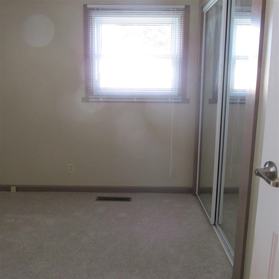 1308 Holly Dr, Lafayette, IN 47909 photo 6