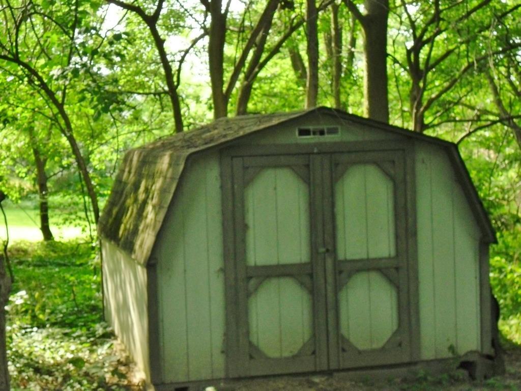 595 W Stones Hill Rd, Ligonier, IN 46767 photo 5