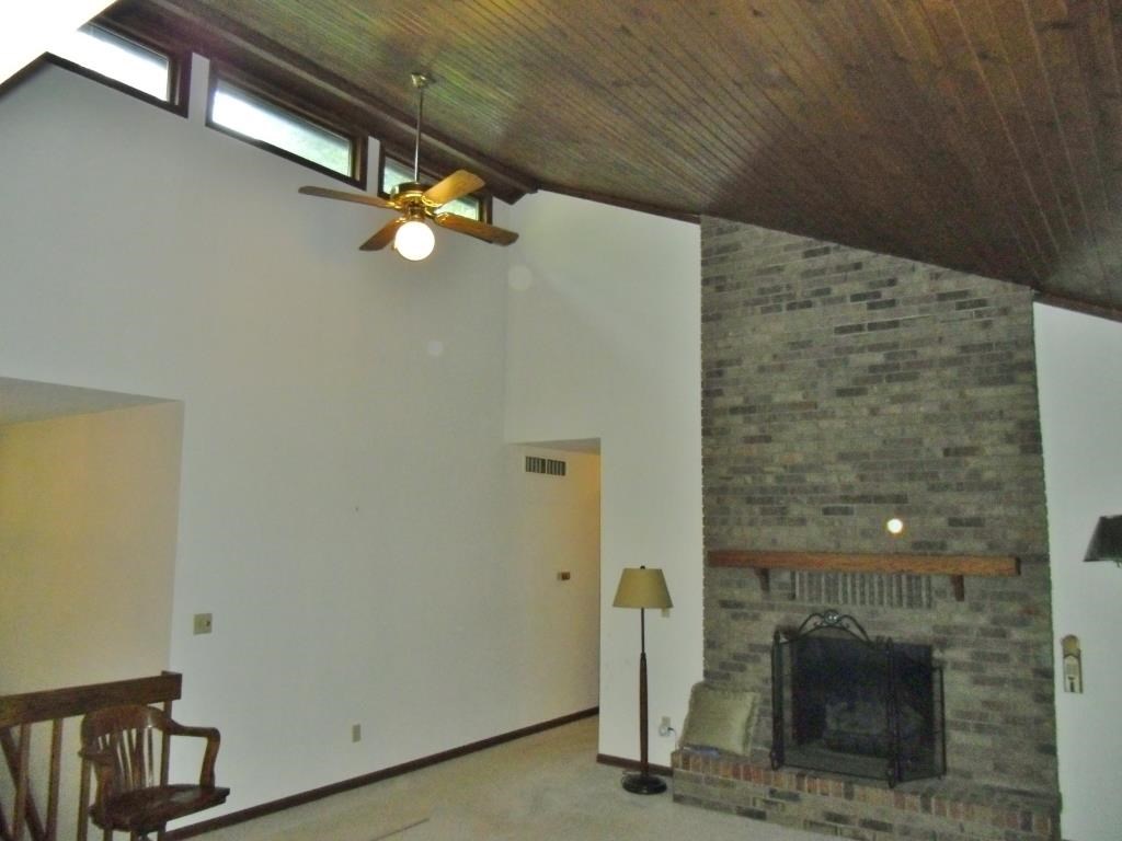 595 W Stones Hill Rd, Ligonier, IN 46767 photo 10