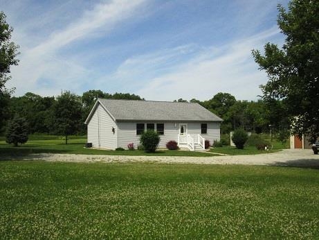 5077 E Mckenna Rd, Warsaw, IN 46582 photo 1