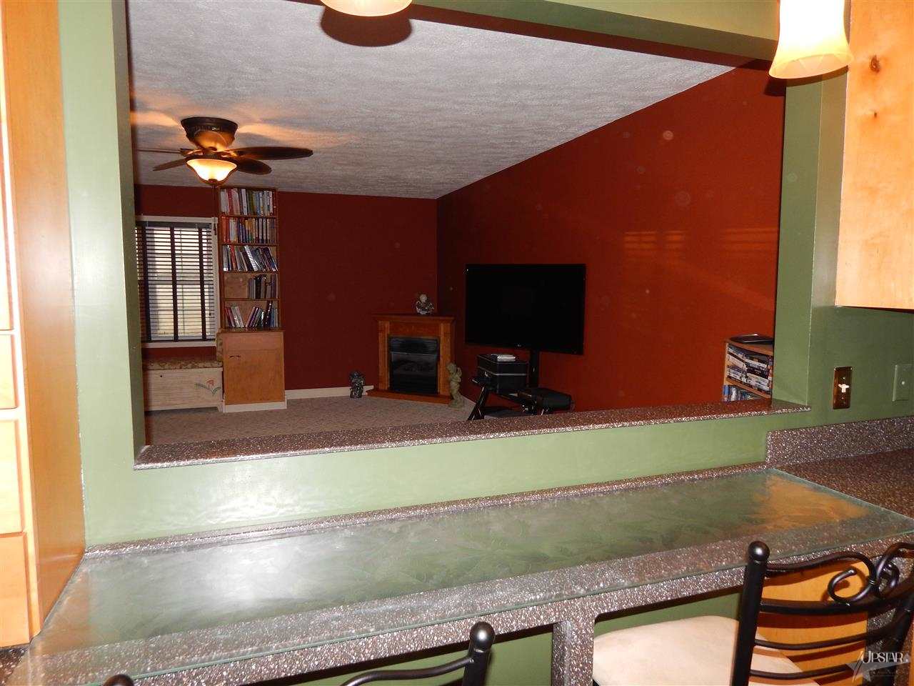 145 Selkirk Ln, Decatur, IN 46733 photo 8