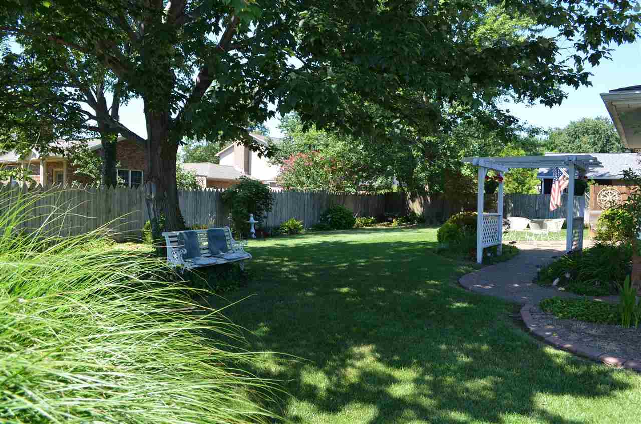 8245 Woodbriar Dr, Evansville, IN 47715 photo 27