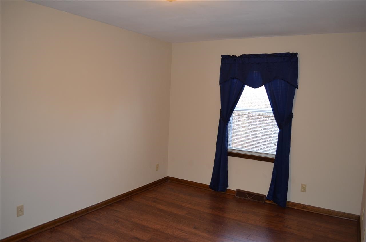 8245 Woodbriar Dr, Evansville, IN 47715 photo 18