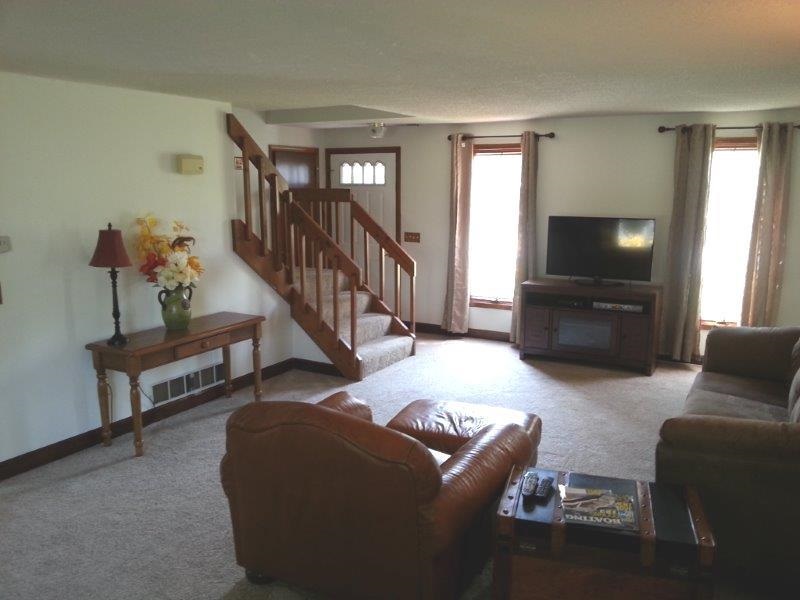 7723 Tipperary Trl, Fort Wayne, IN 46815 photo 3