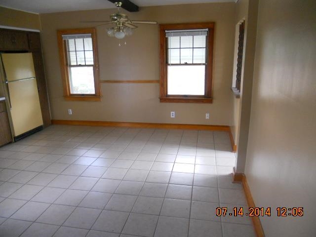 821 Meyer Ave, Evansville, IN 47710 photo 3