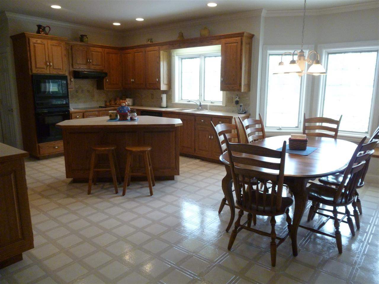 10755 Hampton Pl, Newburgh, IN 47630 photo 9