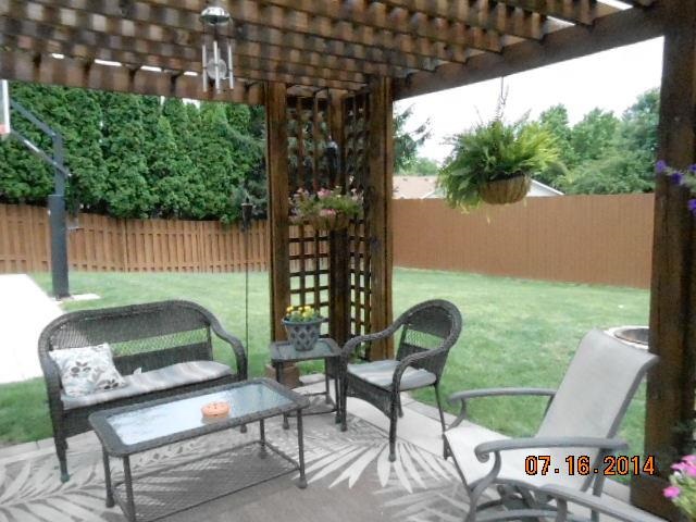8404 N Glacier Dr, Muncie, IN 47303 photo 4