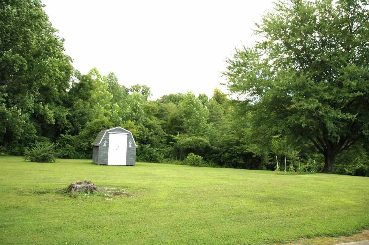 9841 E State Road 64, Velpen, IN 47590 photo 4