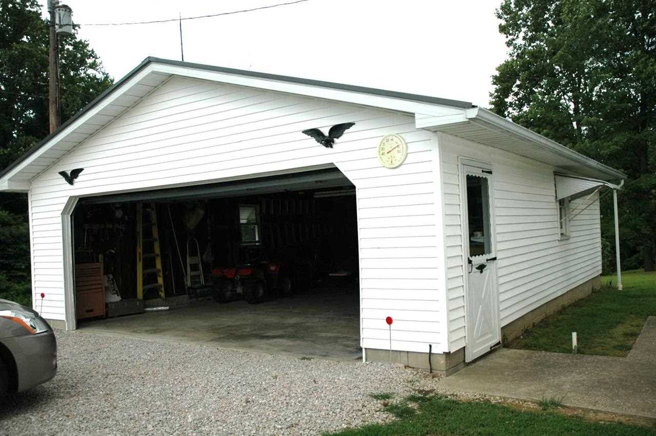 9841 E State Road 64, Velpen, IN 47590 photo 3