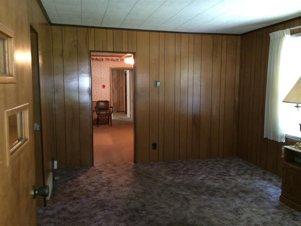 55308 Glenn Rd, South Bend, IN 46628 photo 2