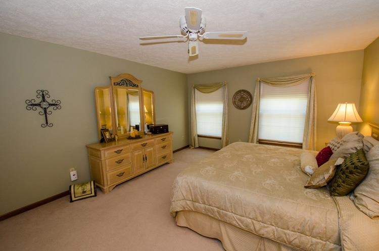 15844 Fairbanks Ct, Granger, IN 46530 photo 17