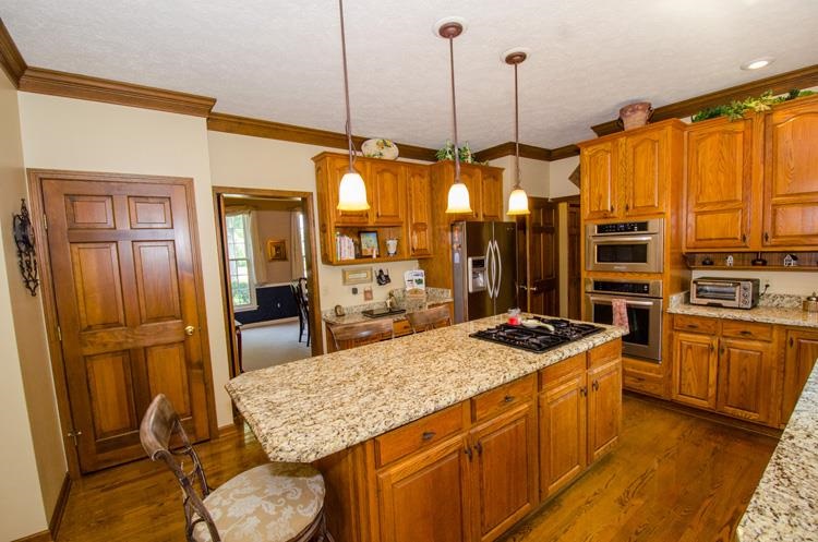 15844 Fairbanks Ct, Granger, IN 46530 photo 3