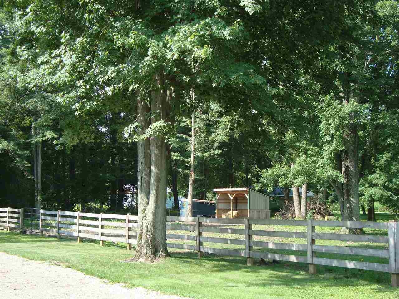 13174 Cr 4, Middlebury, IN 46540 photo 8