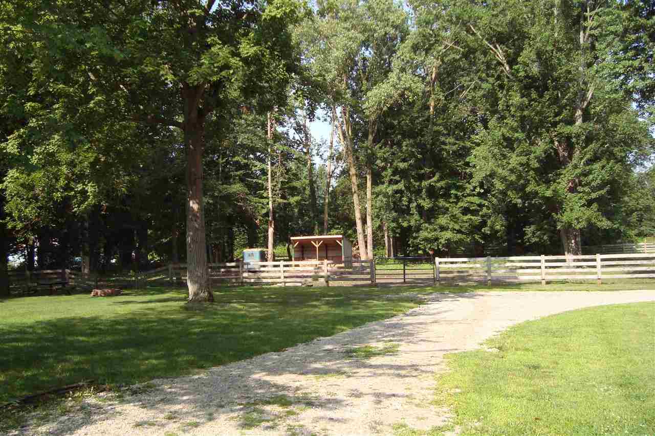 13174 Cr 4, Middlebury, IN 46540 photo 7
