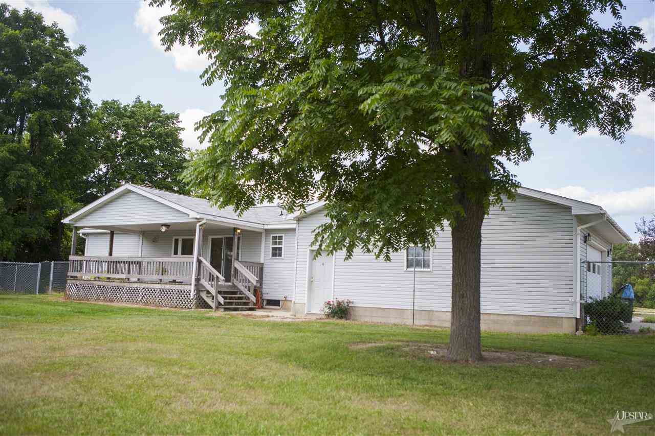 730 N Long Lake Rd, Albion, IN 46701 photo 19