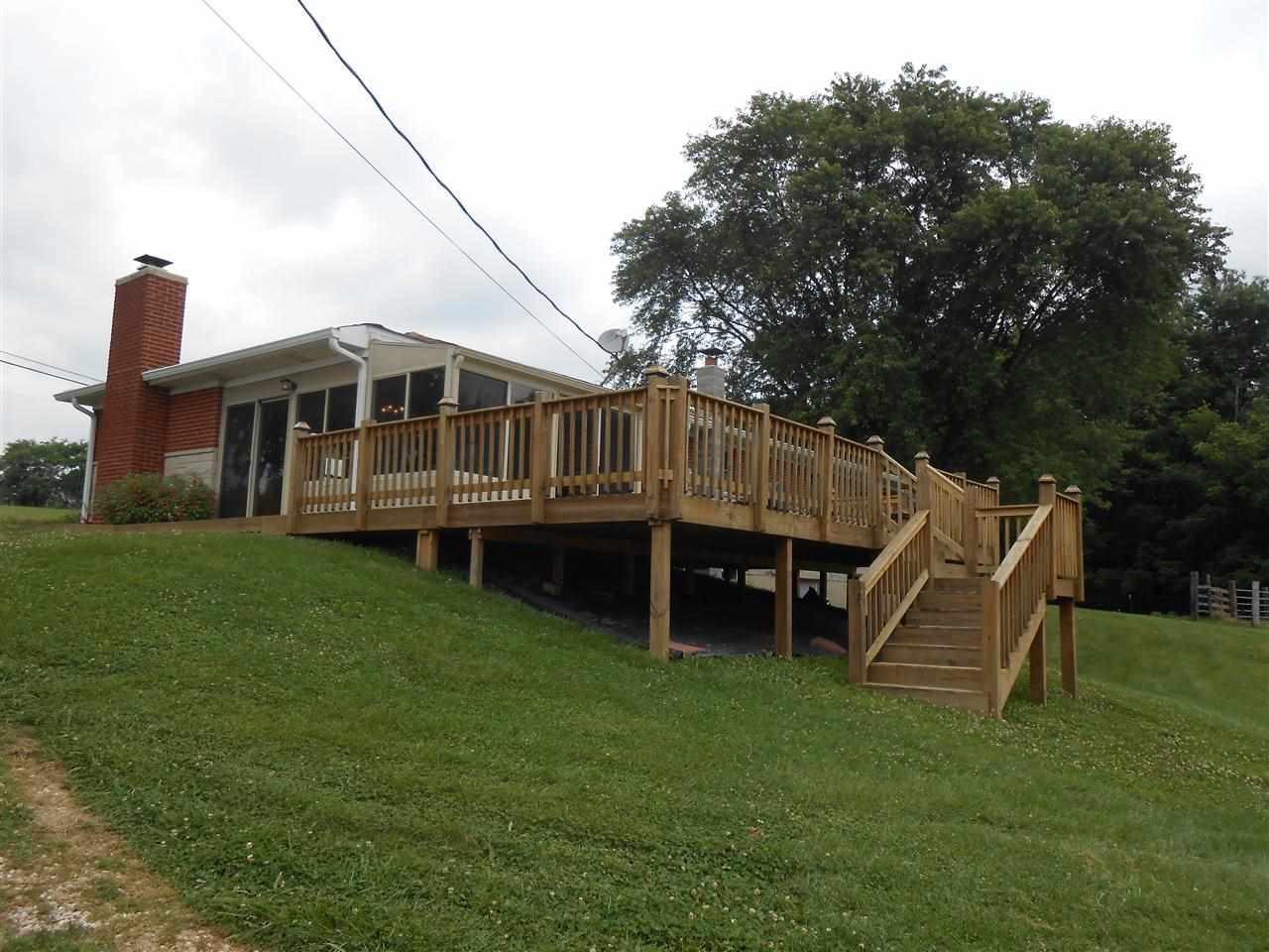2858 E Sylvania Rd, Bloomfield, IN 47424 photo 4
