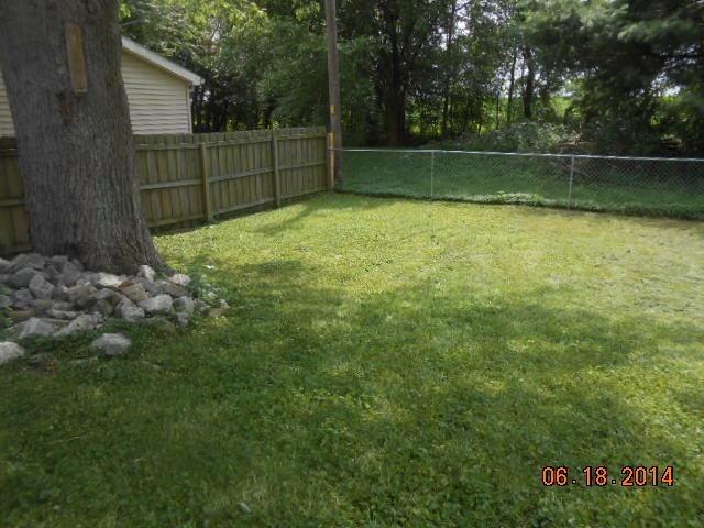 5681 Tile Factory Rd, Mount Vernon, IN 47620 photo 3