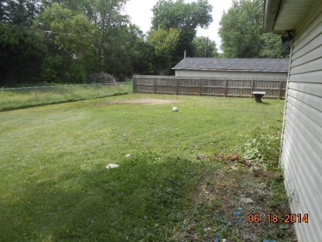 5681 Tile Factory Rd, Mount Vernon, IN 47620 photo 2